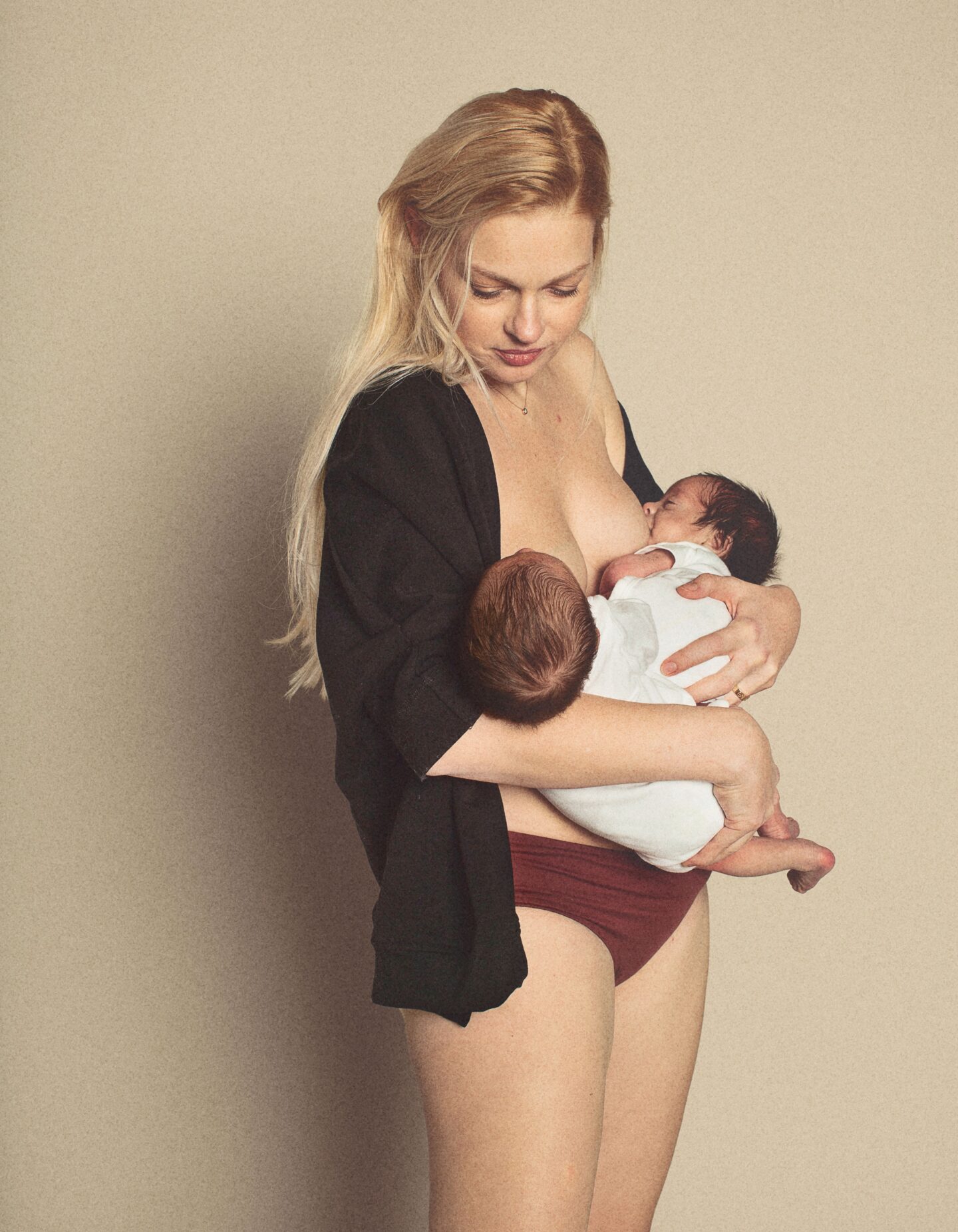 Twins breastfeeding